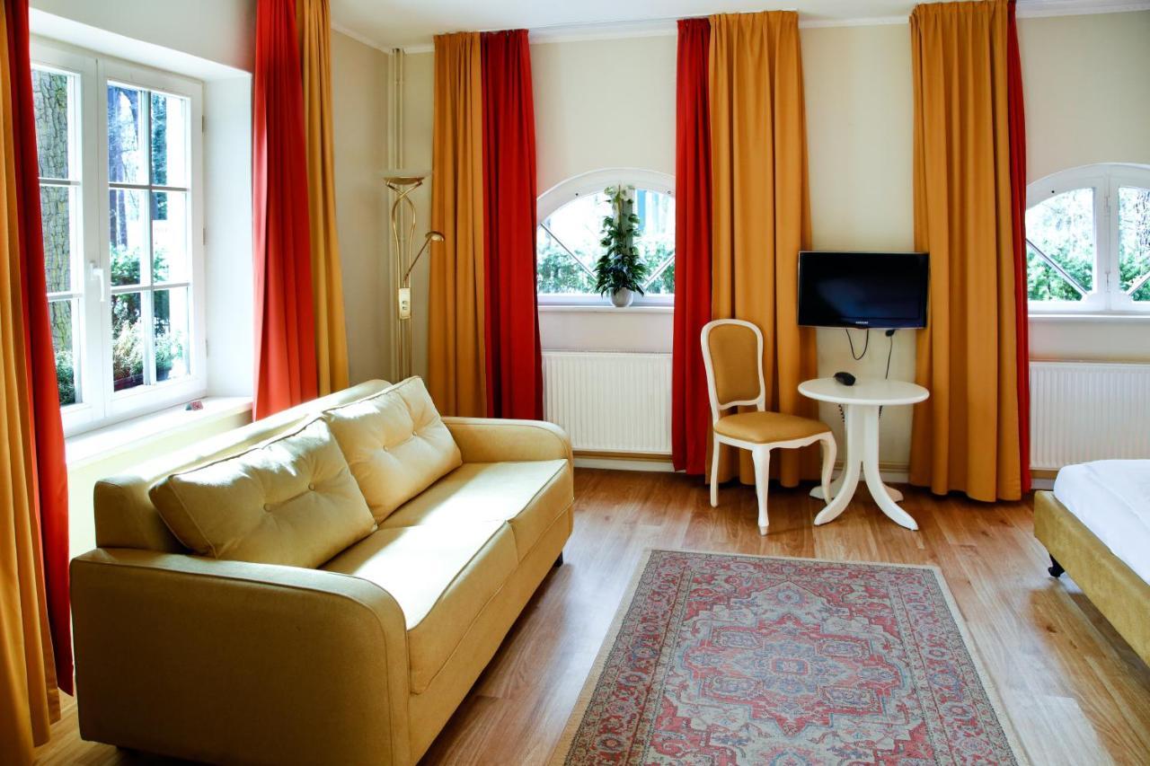 Hotel Kronprinz Falkensee Esterno foto