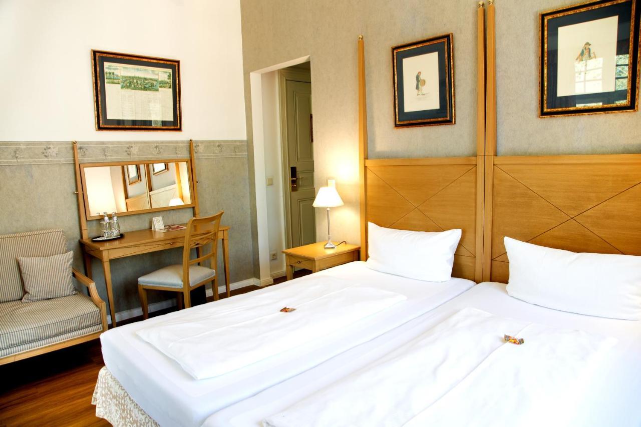 Hotel Kronprinz Falkensee Esterno foto