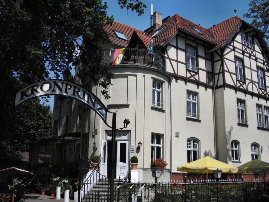 Hotel Kronprinz Falkensee Esterno foto