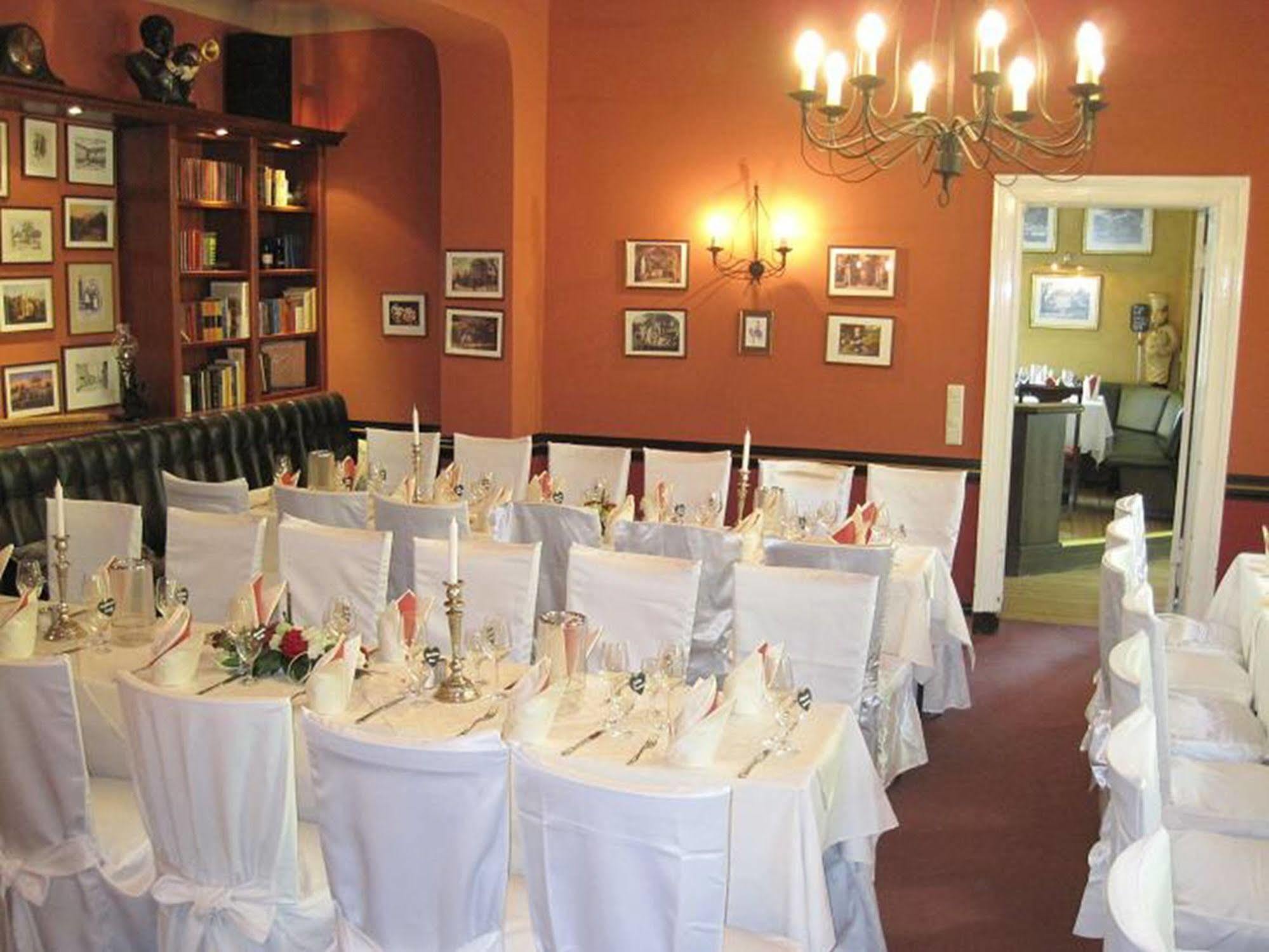 Hotel Kronprinz Falkensee Esterno foto